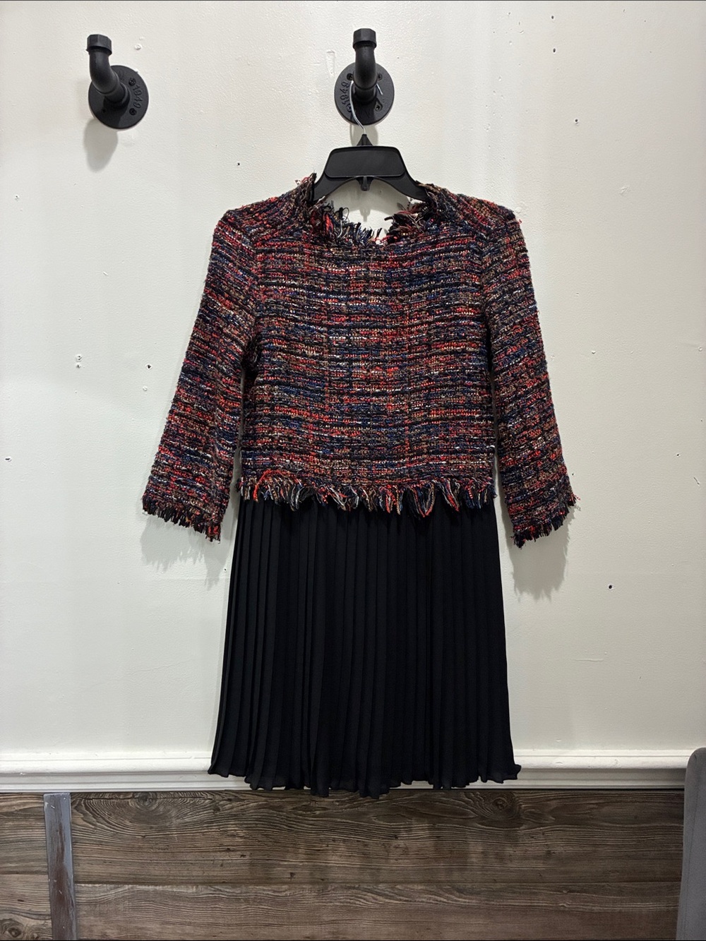 Source Unknown Multicolor Tweed Top with Black Pleated Skirt Dress